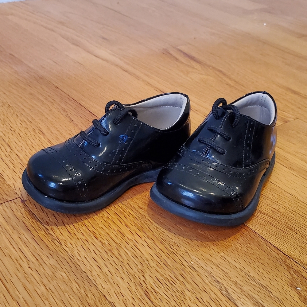 Oxford shoes